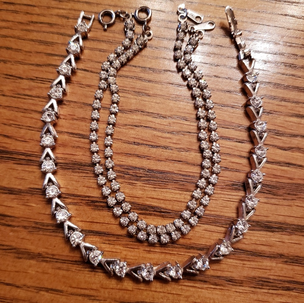 Lot of Avon Bracelets